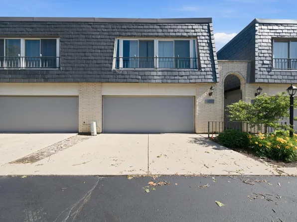 4042 Trafalgar Ln #4042, Oak Lawn, IL 60453