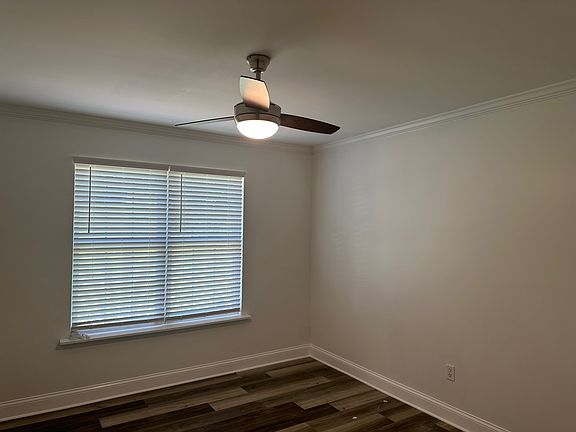 4th image of 3320 Glen Summit Ln