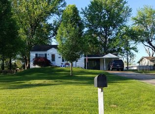 11278 De Runtz Ave, Maryland Heights, MO