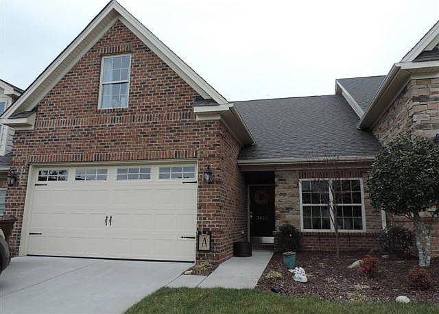 1st image of 3621 Sainsbury Ln