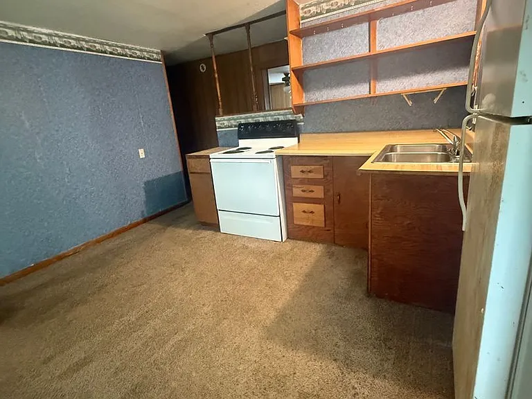 116 W Fulton St — Photo 4