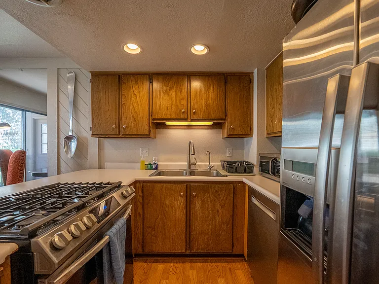 73 Vantage Ct #73 — Photo 9