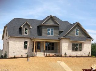 7798 Panda Ct, Oak Ridge, NC 27310