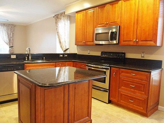 5th image of 1588 SW 189th Ter