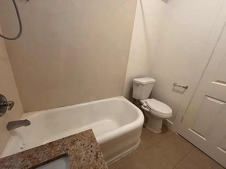 1120 12th St #1120 — Photo 13