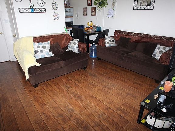 5th image of 5737 Willowcrest Ave