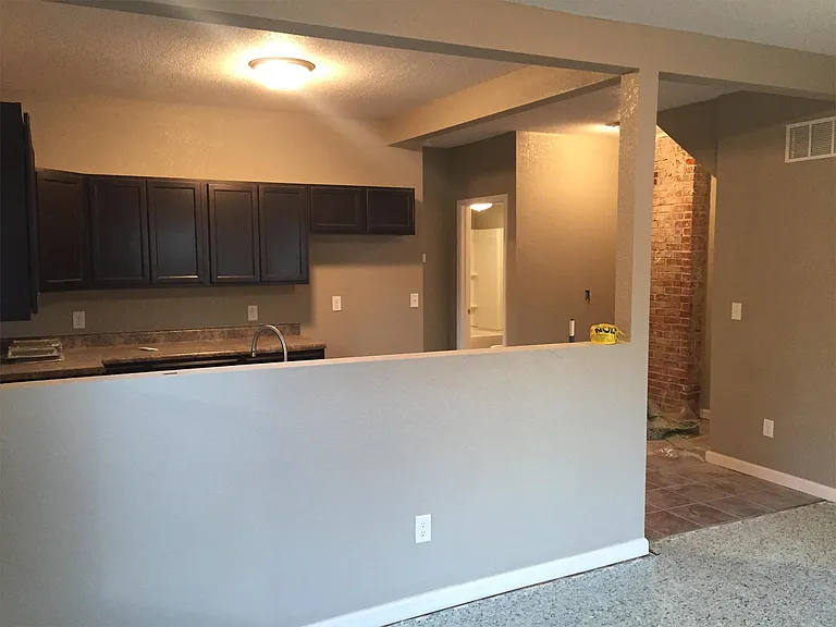 1255 1/2 S Main St #1 — Photo 14
