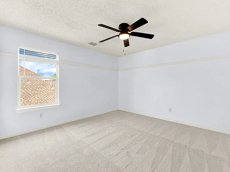 1413 Westmont Dr — Photo 16