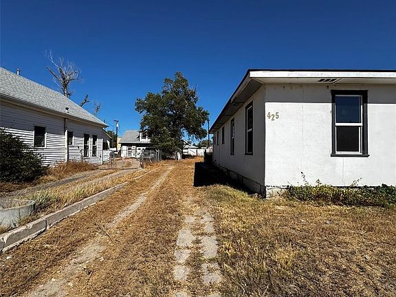 3rd image of 425 5th Street