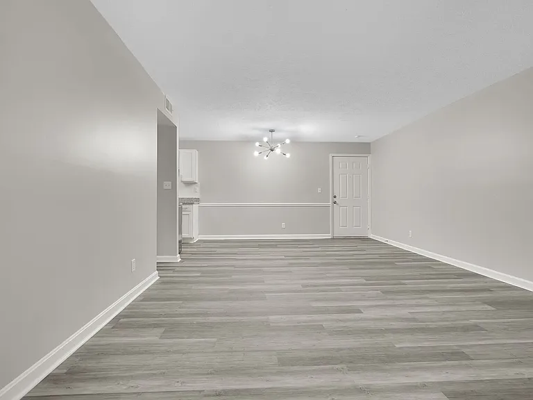 St. Anthony Gardens Apartments — Photo 32