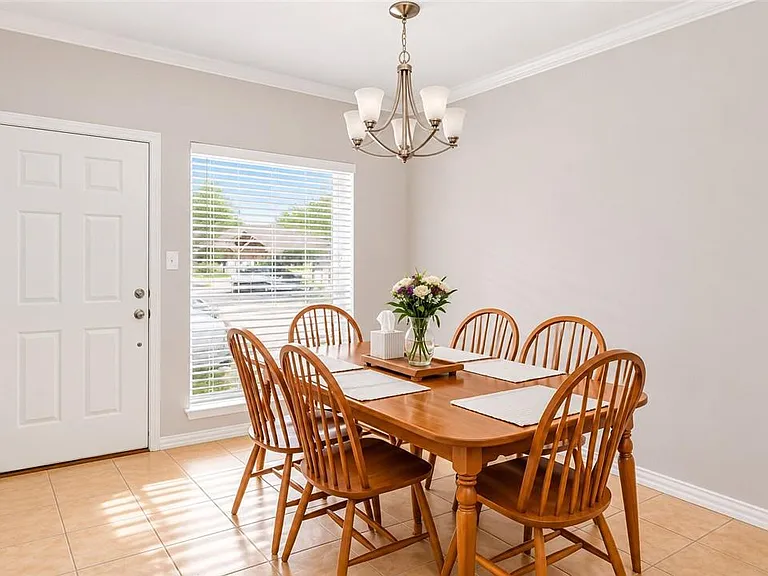 1001 Krenek Tap Rd #803 — Photo 12
