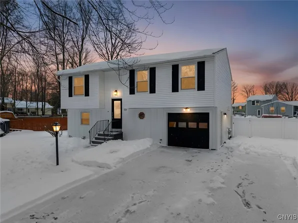 113 Roundmill Ln, Minoa, NY 13116