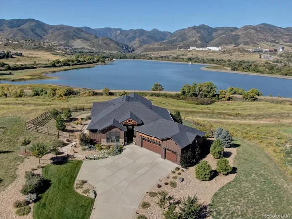 8805 Hunters Hill Lane, Littleton, CO 80125