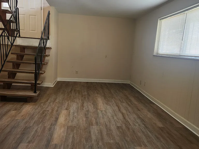 7847 Glenorchard Dr #A — Photo 13