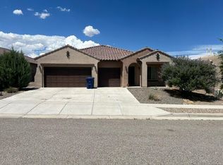 1709 Cloud Burst Dr NW, Albuquerque, NM 87120