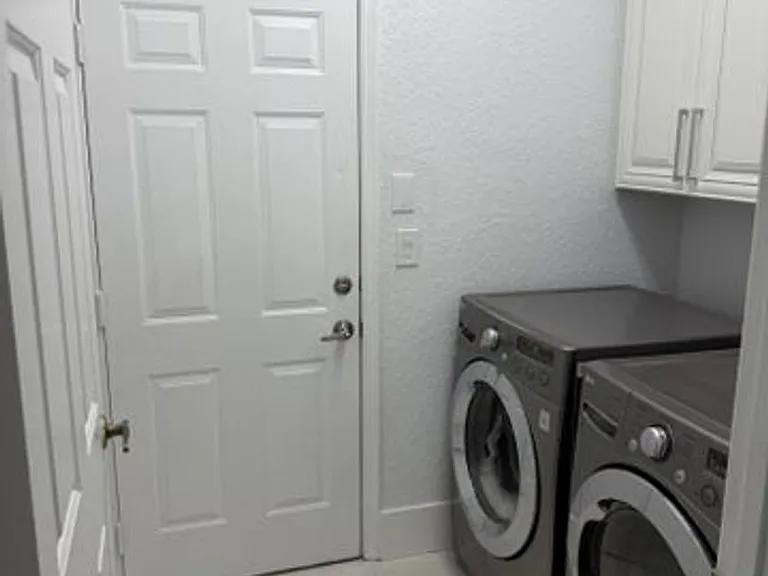 10114 Hunt Club Ln — Photo 16