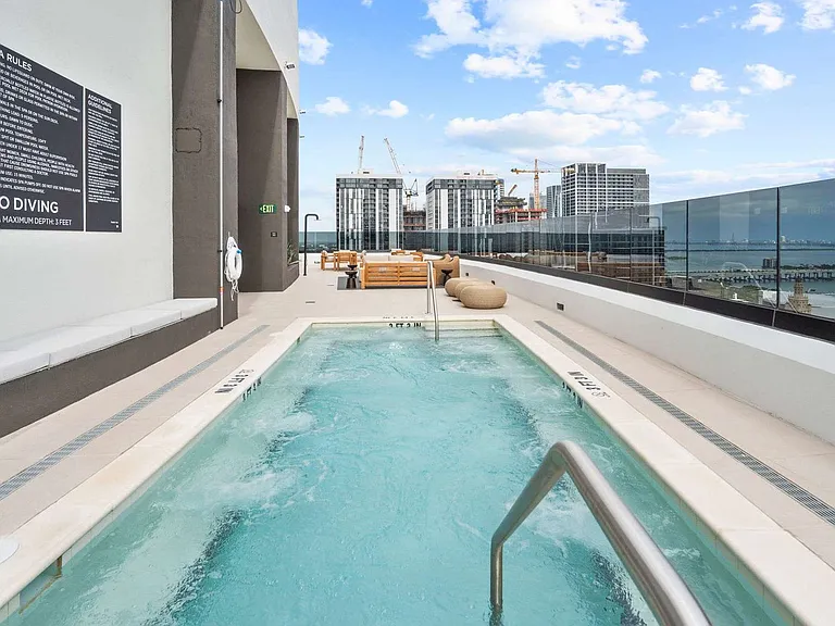 225 N Miami Ave #27-ID1465699P — Photo 9