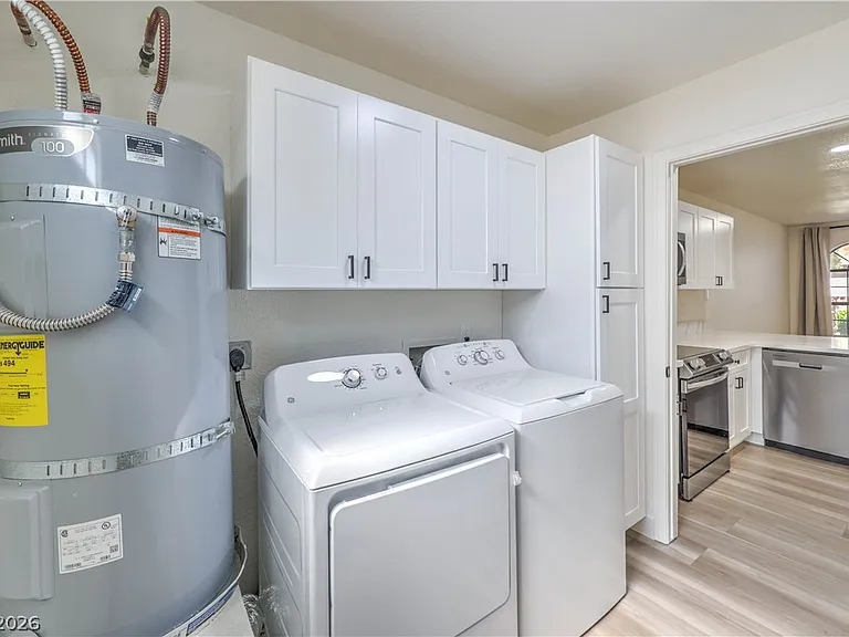 1800 Edmond St #122 — Photo 14
