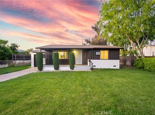2493 Vasquez Pl, Riverside, CA 92507