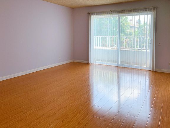 5th image of 305 N Marguerita Ave APT 9