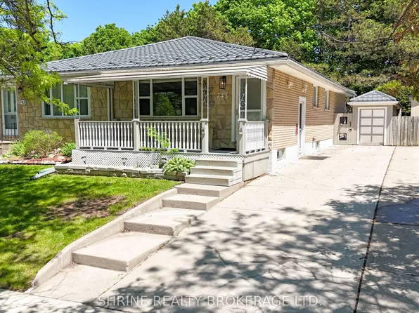 743 Sevilla Park Pl, London, ON N5Y 4H9
