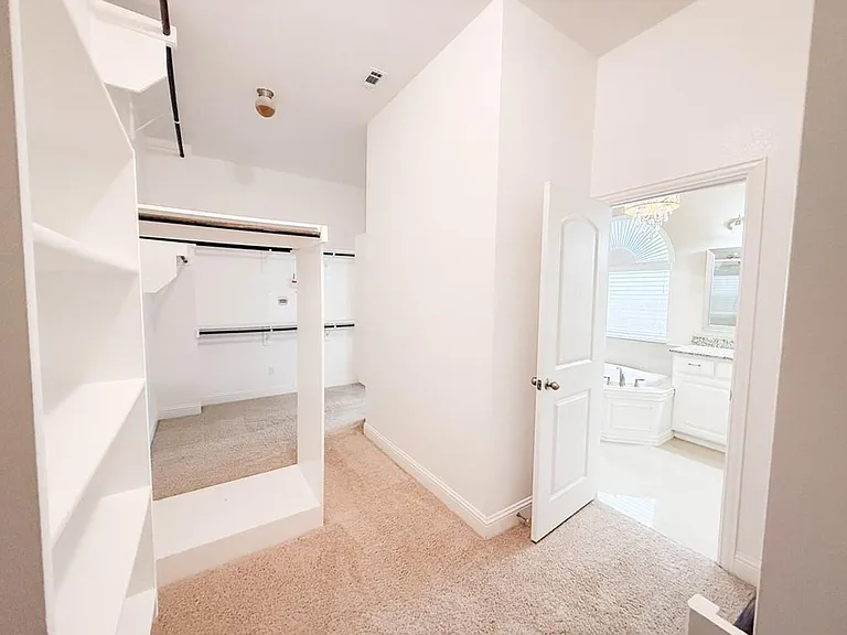 7048 Fullerton Cir — Photo 18