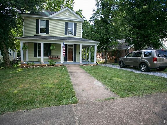 2nd image of 215 Lansing Ave