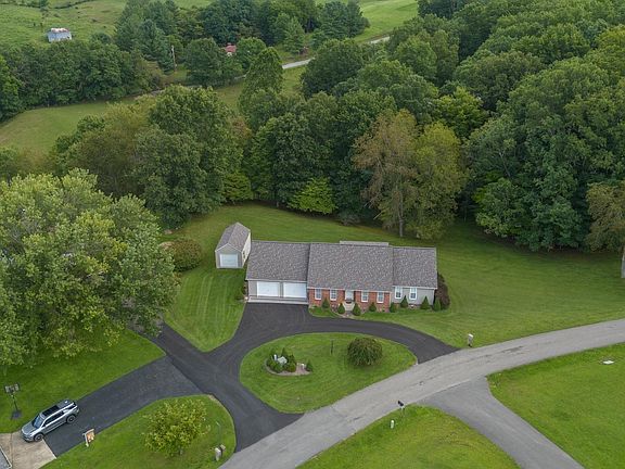 5th image of 10 Clearview Ln