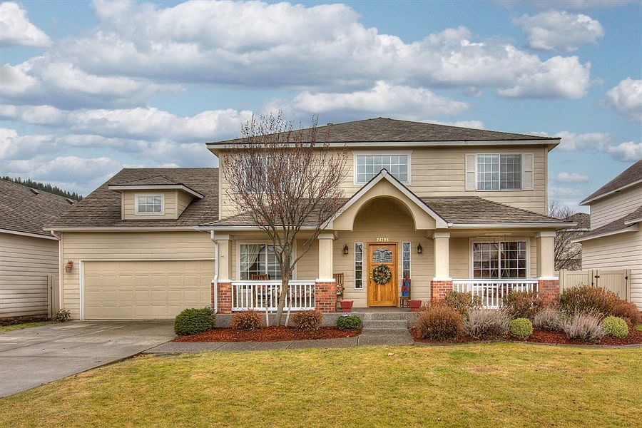 1st image of 24708 E Maxwell Ln