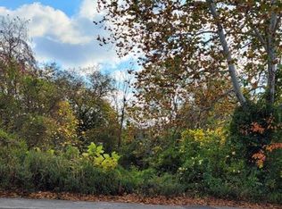 32 Westminster Ave, Penns Grove, NJ 08069