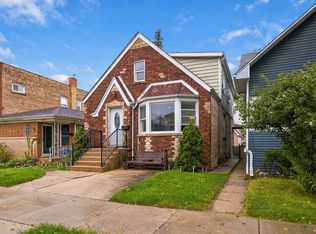 4918 W Winnemac Ave, Chicago, IL 60630