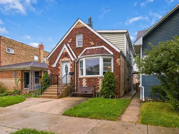 4918 W Winnemac Ave, Chicago, IL 60630
