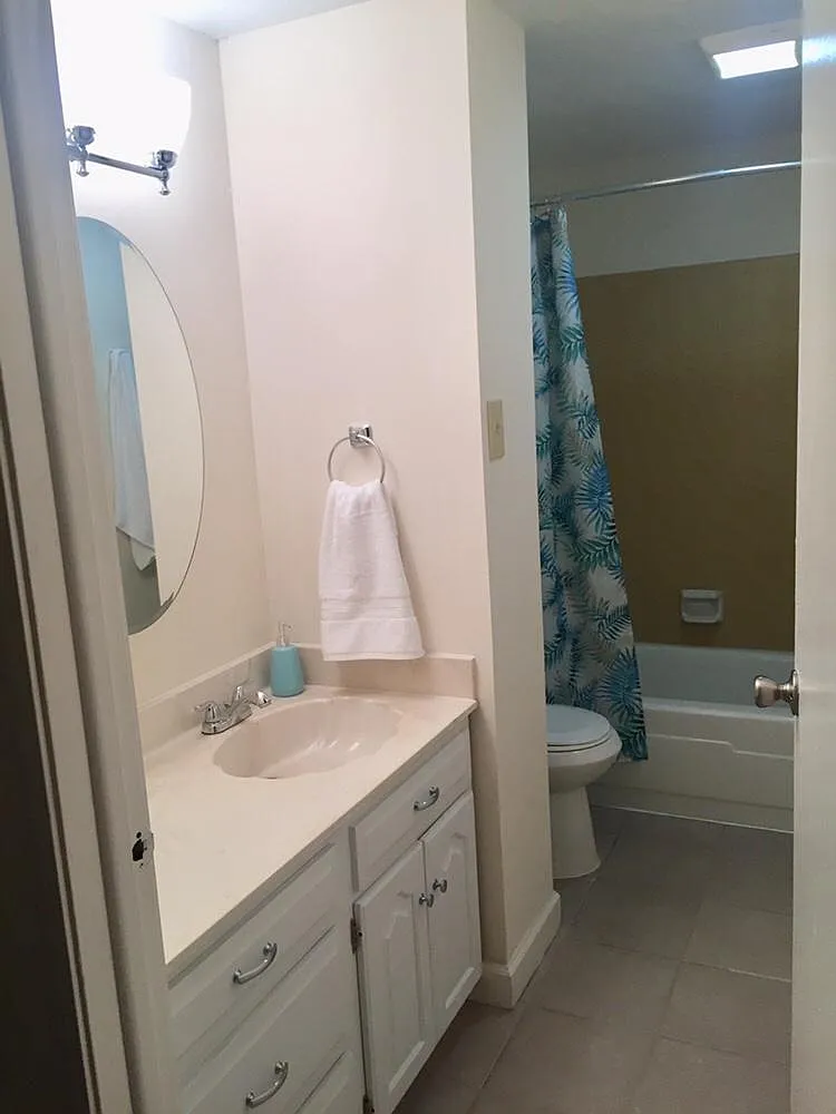 10801 Dorton Drive — Photo 3