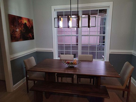 Breakfast off kitchen 