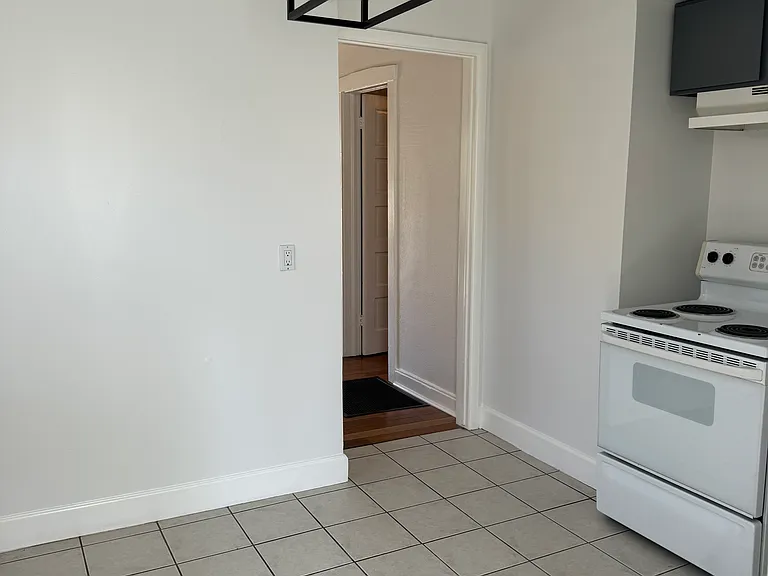 1139 S McClelland St — Photo 6