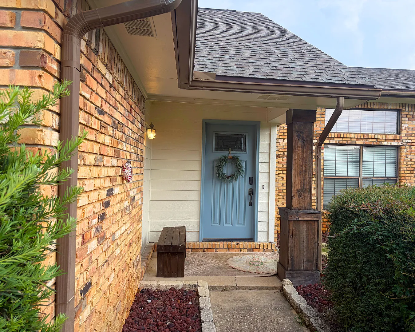 3 bed, 1703 sqft, $2,800 — Photo 2