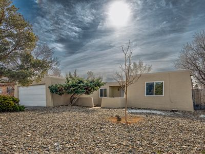 2416 Camino Capitan, Santa Fe, NM, 87505