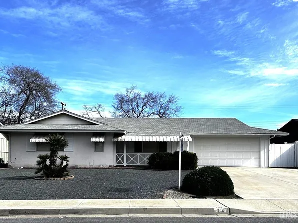 704 Hogan Way, Bakersfield, CA 93309