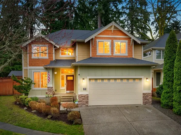 20117 12th Avenue W, Lynnwood, WA 98036