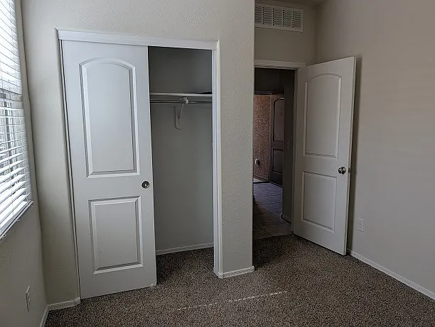 36488 W Barcelona Ln — Photo 16