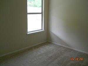 5th image of 849 McCully St