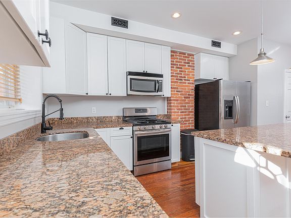 5th image of 308 S East Ave