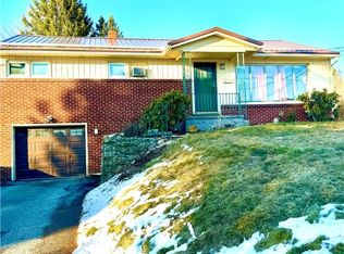 1090 W Union St, Somerset, PA 15501