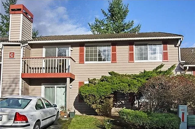 16817 Larch Way E #C-202 — Photo 1