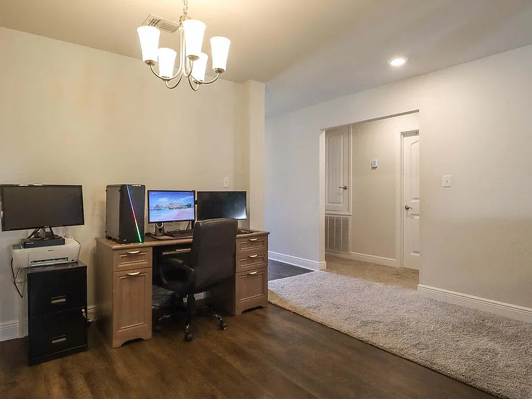 16509 Lexington Ct — Photo 8