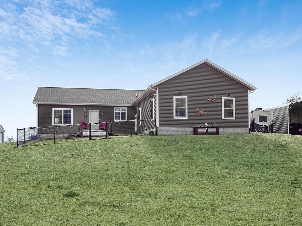 1st image of 2451 Palmer Rd