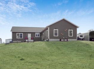 2451 Palmer Rd, Albany, IL 61230