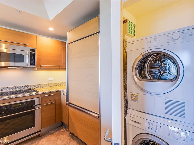 322 Karen Ave #1405 — Photo 10