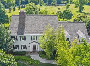 10411 N Riverlake Dr, Mequon, WI 53092