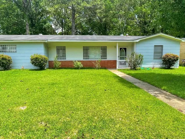 532 Dartmount Dr, Jackson, MS 39209